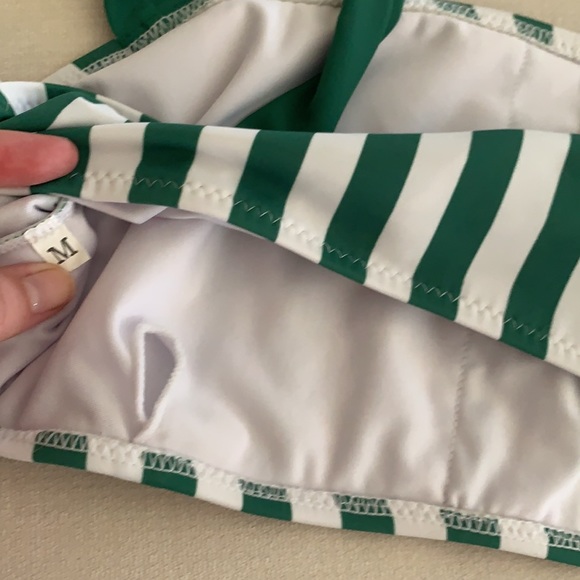 NWOT Size Medium Green & White Striped Swim Set - Picture 4 of 5